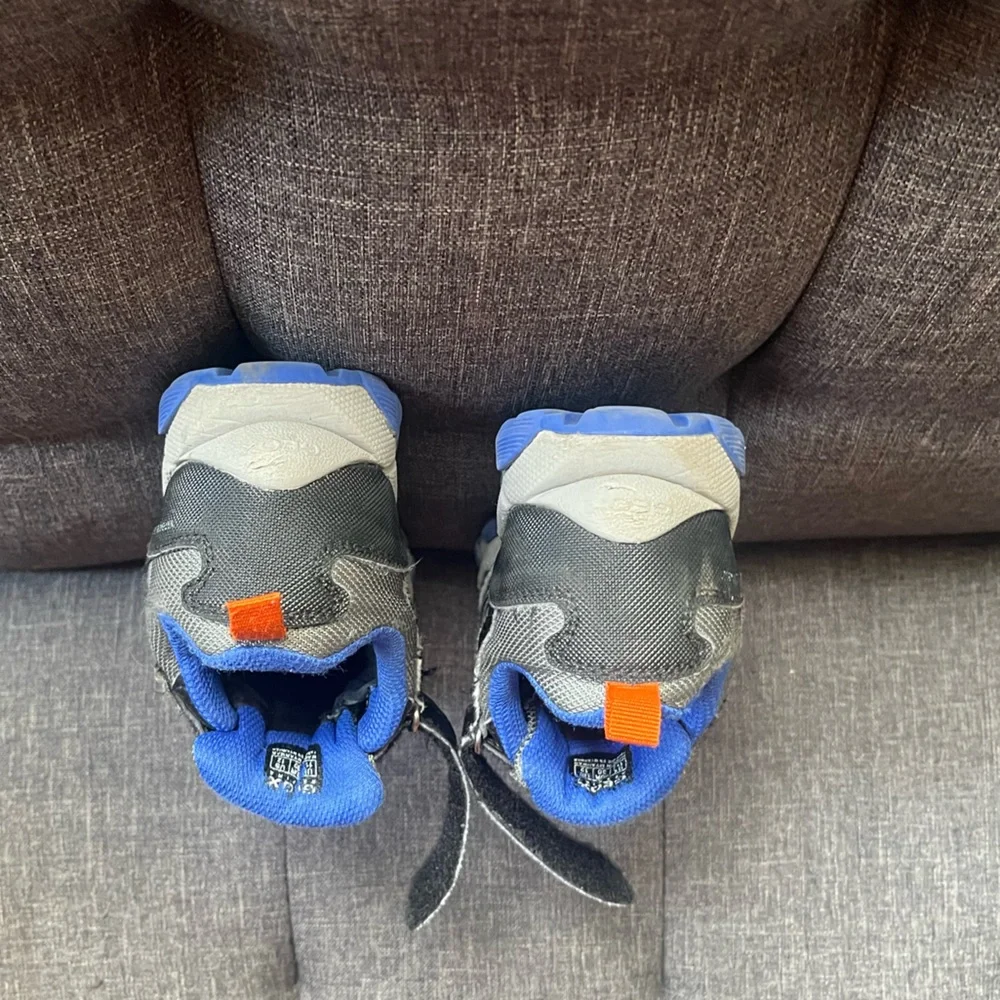 GEOX Kids -  Little Boy Casual Sneakers Shoes Black Blue size 11.5 US